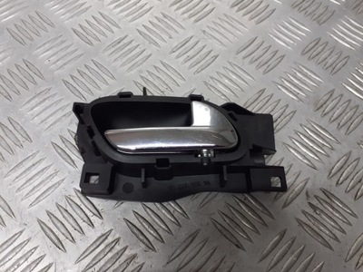 Ручка правая передняя peugeot 407 фото №1