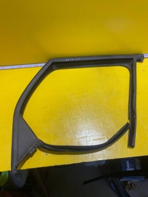 Mini cooper countryman r60 '13 - перед сторона ліва - прокладка скло двері фото №1