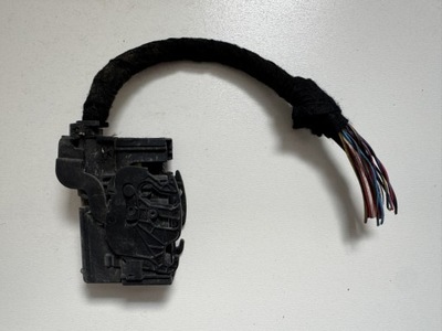 Штекер 0265800422 / 13277812 фото №1