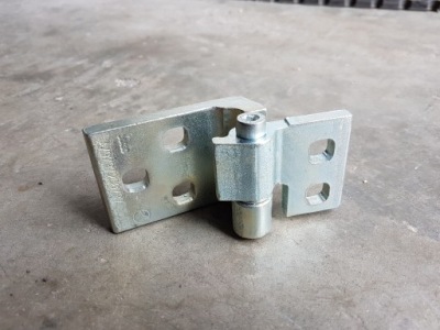 Atego axor петля двері лівий нижній верхній oem 9737200737 фото №1