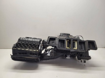 Обігрівач mercedes-benz 4.7 gle w166 w292 a1668303660 фото №1