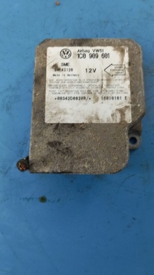 Датчик подушка безпеки skoda octavia 1.6b 01r kombi фото №1
