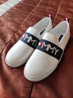 TOMMY HILFIGER STYLOWE TENISÓWKI R.38