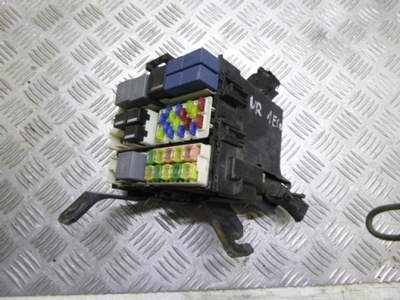 Ford ecosport корпус коробка запобіжників 2014 dn1t-14k012-vct фото №1