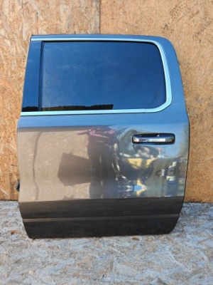 Дверь коплектная  левое задняя левое  задняя ram v 1500 laramie 2019r фото №1