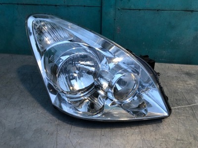 Toyota corolla verso lift лампа правый перед правая фото №1