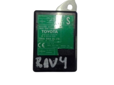 Rav4 iii реле модуль дверь 89740-42020 фото №1