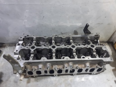 Головка двигателя toyota hilux viii 2.4d 2gdftv фото №1