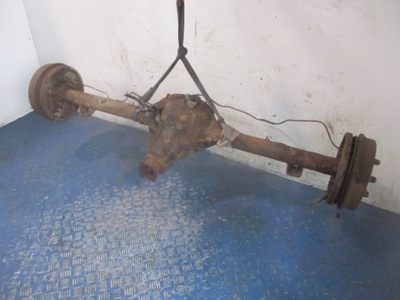 Isuzu rodeo i міст задній диференціал гальмівні барабани фото №1