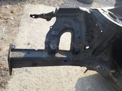 Hyundai i30 iii 17- чверть права перед передня підкрилок лонжерон фото №1