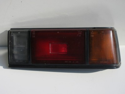 FARO PARTE TRASERA DERECHA NISSAN SUNNY B11 IKI 4339  