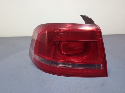 Vw passat b7 sedan лампа задня ліва задня зовнішня 3ae945095f фото №1