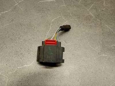 8k0973706 колодка штекер audi a3 фото №1