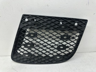Решітка решітка радіатора w бампер задня права audi r8 420 420807698 оригінал фото №1