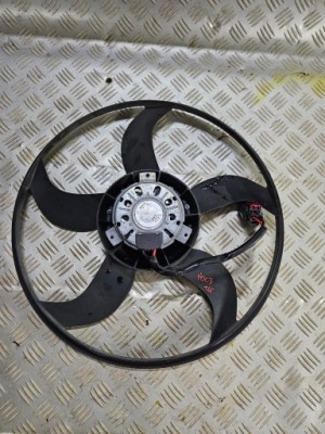 Вентилятор радіатора ford focus mk3 c max mk2 фото №1