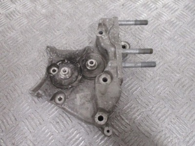 Кронштейн кронштейн двигателя alfa romeo 159 giulietta 55206168 фото №1