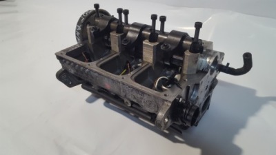 Volkswagen bnm opel головка 1,4 tdi 045103373hv фото №1