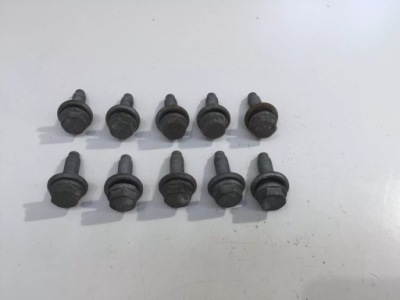 Nissan leaf ii 2020 болты балка подвеска задняя фото №1