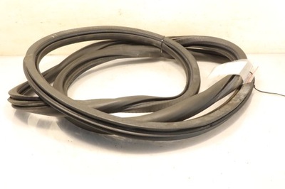 Прокладка двері ліва задня peugeot 308 ii фото №1