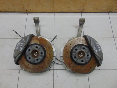 Поворотный кулак левая mercedes c-klasa w205 1.6d фото №1