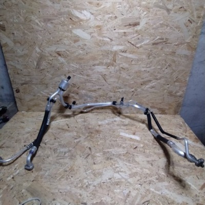 Кронштейн трубопровід кондиціонера skoda fabia 2 2007-2014 рік 6q0820771a фото №1