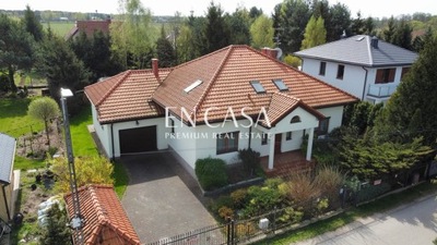Dom, Czosnów, Czosnów (gm.), 213 m²