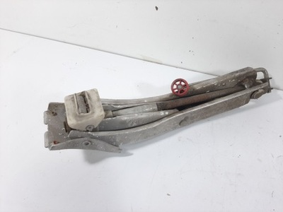 Audi a8 d2 домкрат підйомник 4d0011031a фото №1