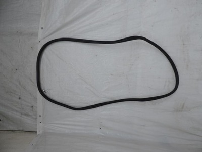 Уплотнитель дверь правая перед opel grandland фото №1