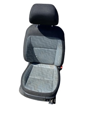 Roomster сиденье правый перед пассажира фото №1