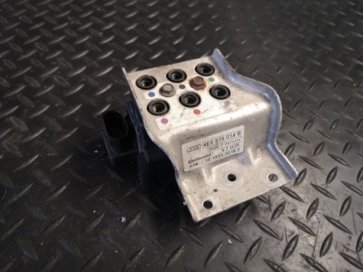 Розподільник підвіска audi a8 d3 4e0616014b фото №1