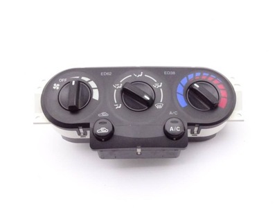 Mazda tribute 00-07 панель обдув кондиционера фото №1