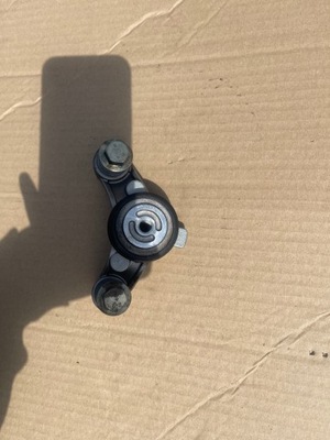 Кронштейн кронштейн ролики land rover 3.0 jaguar xf xj 306dt фото №1