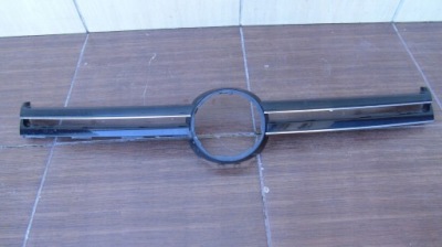 Рамка решітка vw golf vi 08-12 оригінальний номер фото №1