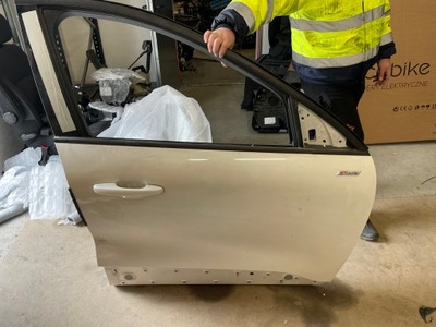 Ford escape kuga mk3 stline двері праве перед повний el фото №1