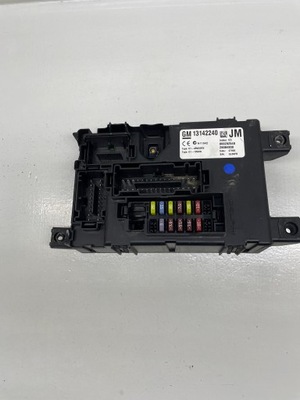 Коробка предохранителей модуль bsi corsa d 13142240 фото №1