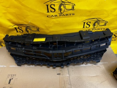 Решітка радіатора решітка решітка радіатора середня бампера перед toyota auris i фото №1