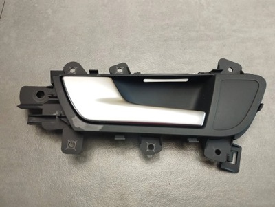 Audi a5 8t ручка внутренняя левая задняя led 8k0839019e фото №1