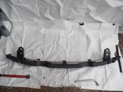 Балка бампер задня hyundai staria 86631-cg000 фото №1