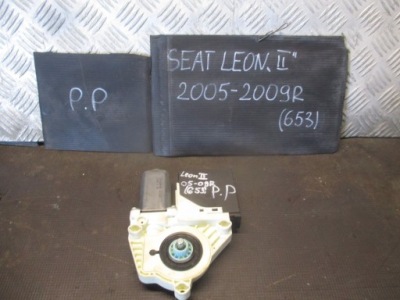 Моторчик стекло модуль правый перед 1k0959792l seat leon ii 05-12 r. фото №1