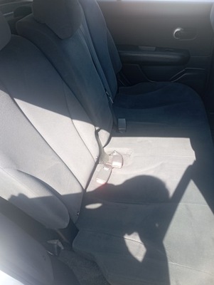 Nissan tiida сидіння сидіння задня заднє сидіння задня задня фото №1