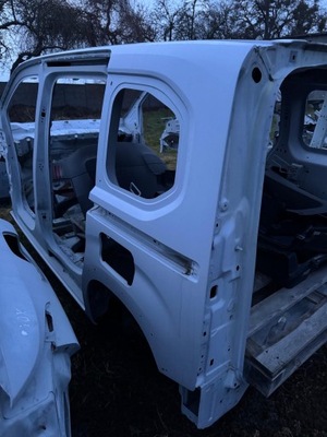 Peugeot rifter gt line крила лівий задня фото №1