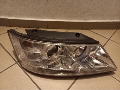 Hyundai sonata 5 v lift лампа передняя перед правая фото №1