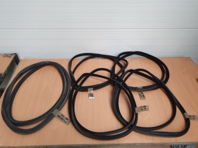 Прокладка кузовная ниша дверь volvo xc90 i lift 09r фото №1