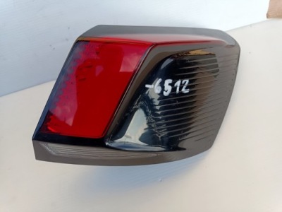 Лампа задняя правая 9810477080 peugeot 3008 ii фото №1