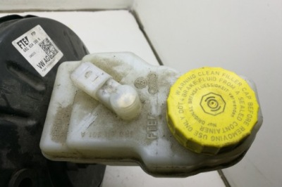 Підсилювач гальм skoda rapid nh3 6r1614105r 1.2l бензиновий 55kw 2013 фото №1