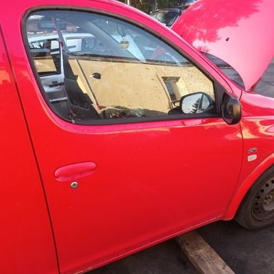 Toyota yaris verso двері перед праве 3p0 фото №1