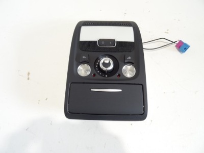 Audi a5 лампа потолочный 8t0947135bk фото №1