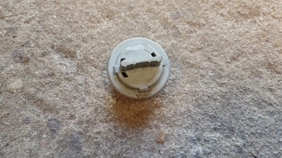 Kia stonic цоколь лампочка фото №1