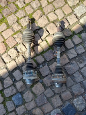 Привідний вал перед porsche cayenne i 4,5 b фото №1