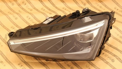 Skoda scala 19+ лампа pół led crystal lighting kpl фото №1